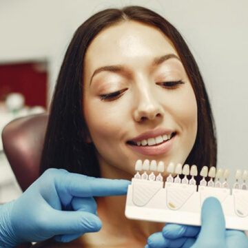 7 Veneer Care Habits Every Mom—Including Moms-to-Be—Should Know